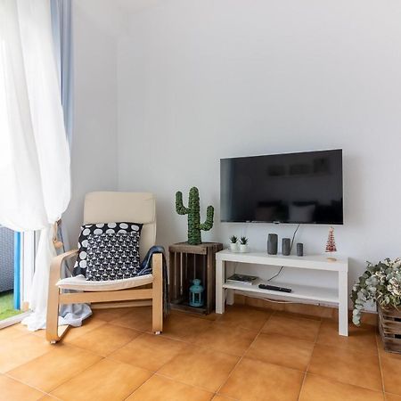 Sea & Wave Pedregalejo Beach Apartment มาลากา ภายนอก รูปภาพ