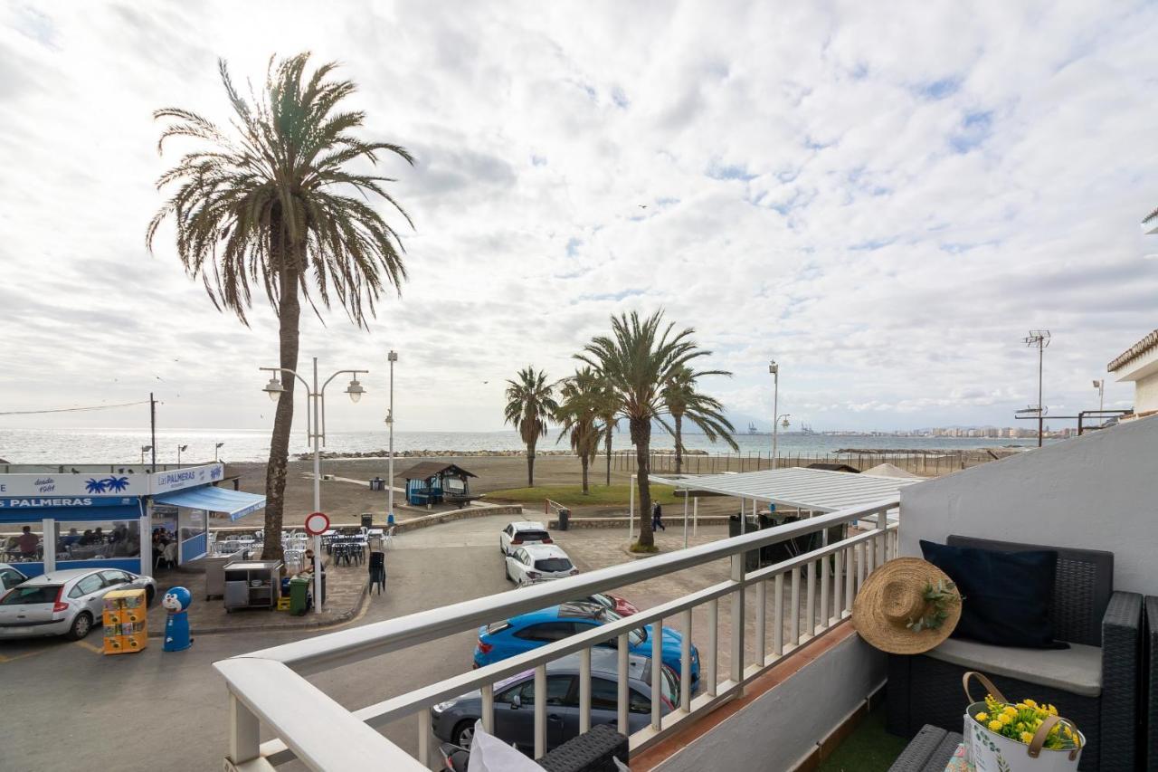 Sea & Wave Pedregalejo Beach Apartment มาลากา ภายนอก รูปภาพ