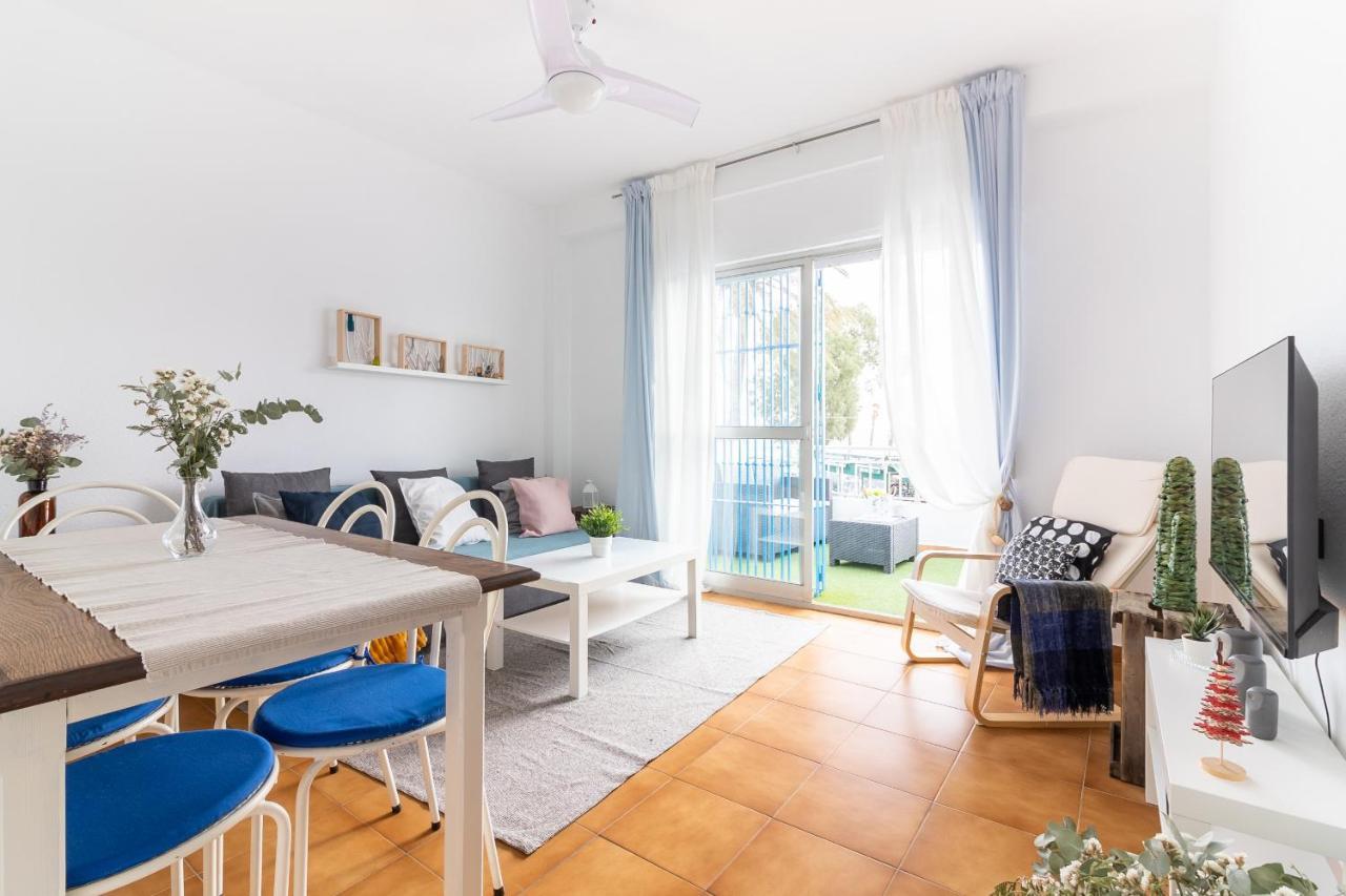 Sea & Wave Pedregalejo Beach Apartment มาลากา ภายนอก รูปภาพ