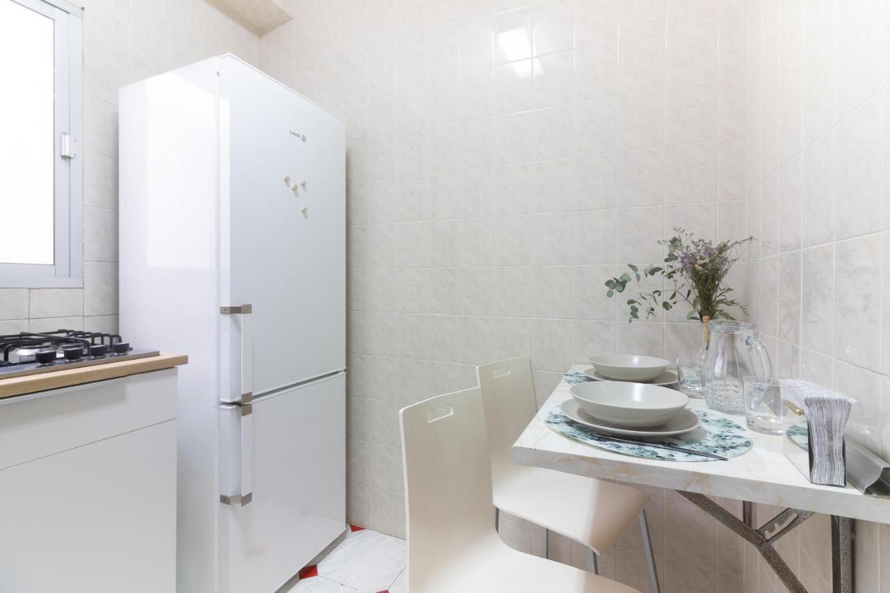 Sea & Wave Pedregalejo Beach Apartment มาลากา ภายนอก รูปภาพ